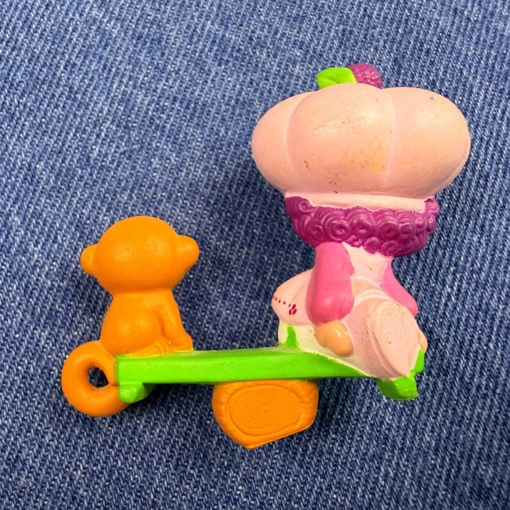 Vintage 1983 Strawberry Shortcake Raspberry Tart Rhubarb Monkey PVC Figure 80s